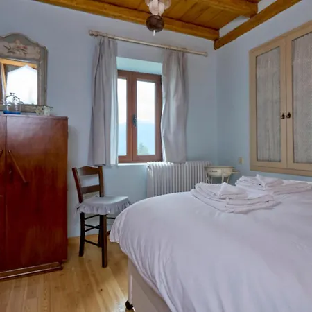 Holiday home Rustic Stone House *